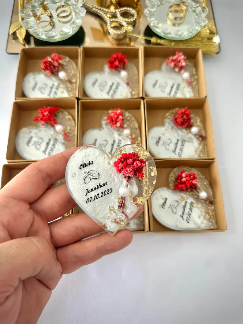 il_794xN.7007299424_m5w8 Wedding Favours magnet for guests