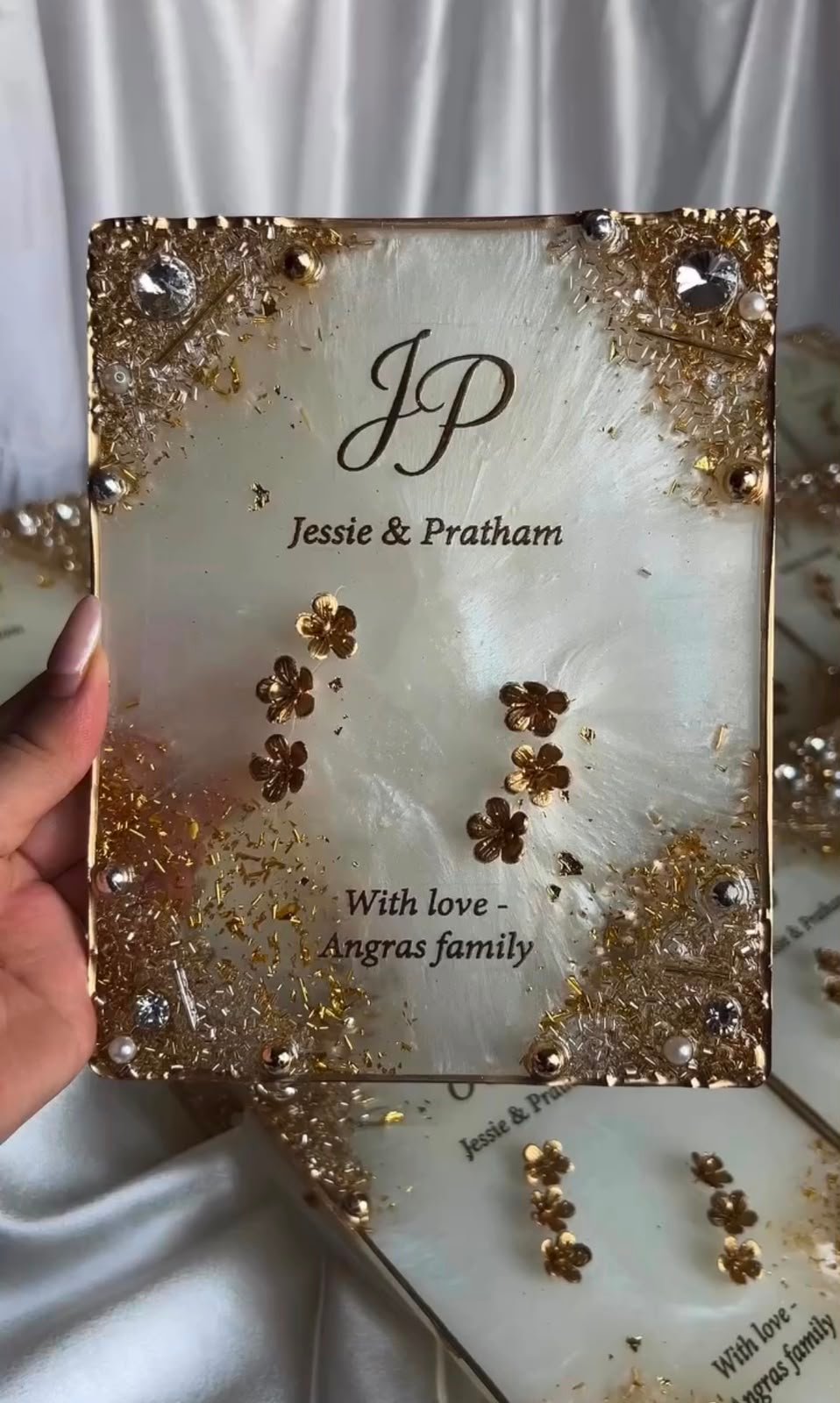 Customized resin Ginni platter personalized with Jessie and Pratham names